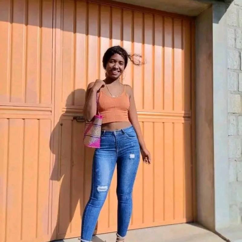 Lianna, 27, Sharja