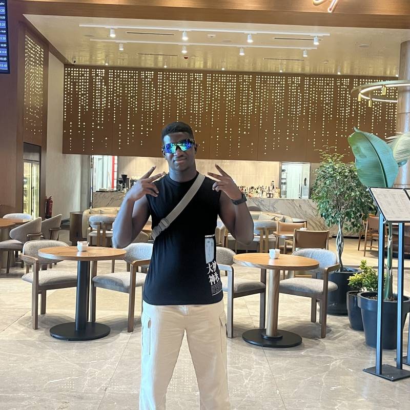 Madou, 26, London