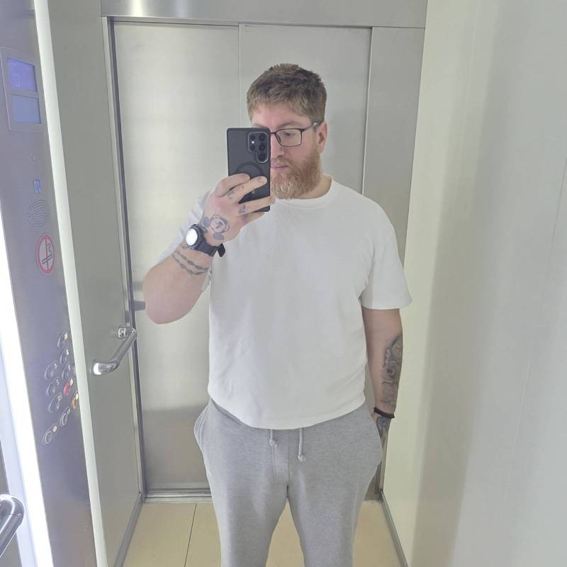Lazaros, 35, Mexico city