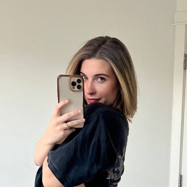 Riley is, 28, Warsaw Poland