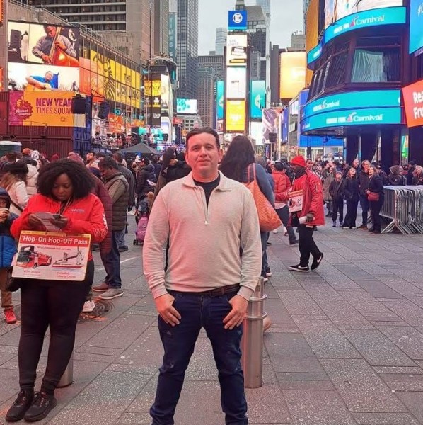 Santiago, 39, Colorado Springs