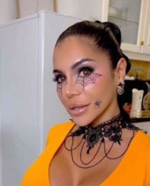Annie’s, 28, Nederland