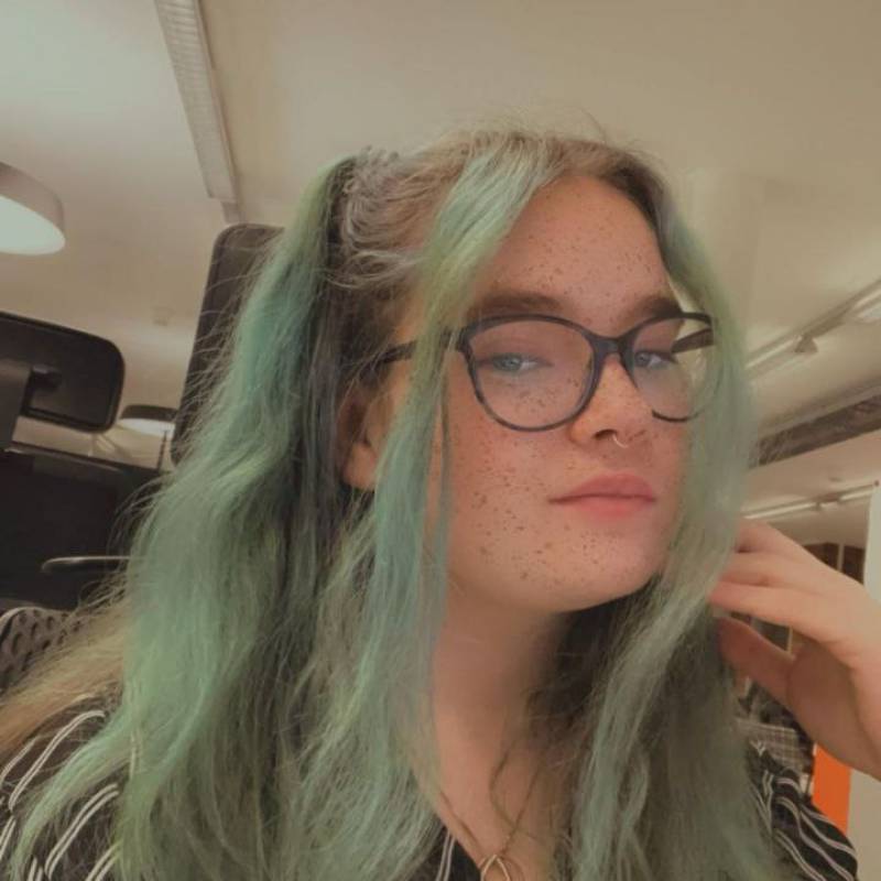 catherine, 25, Spain