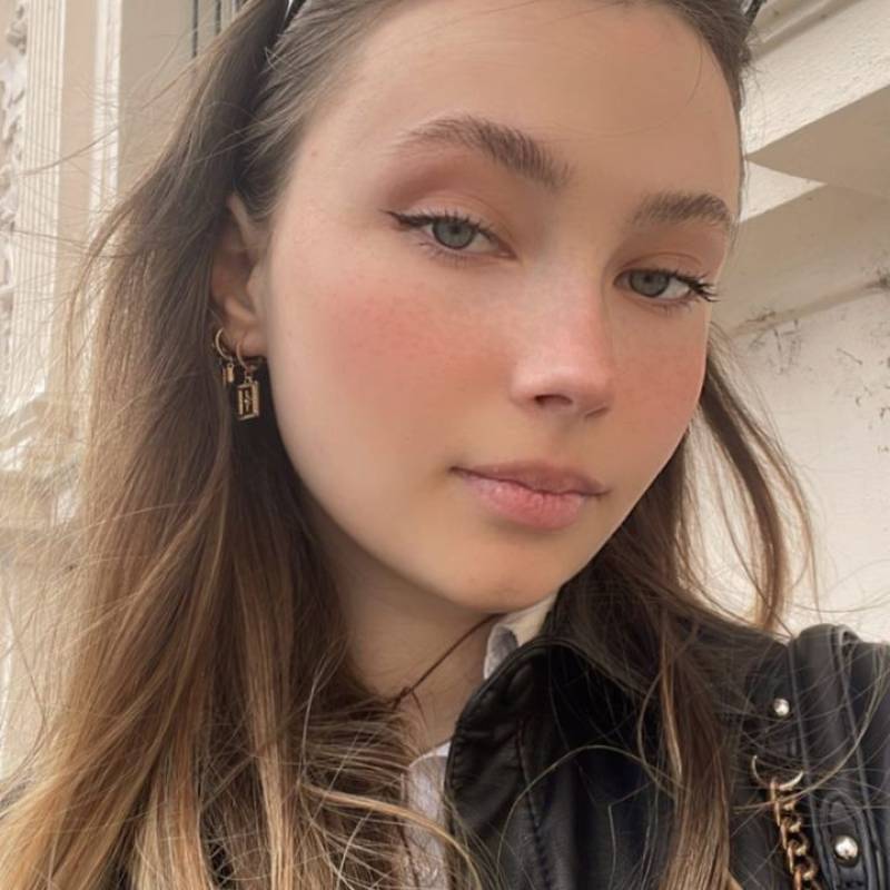 Melody, 27