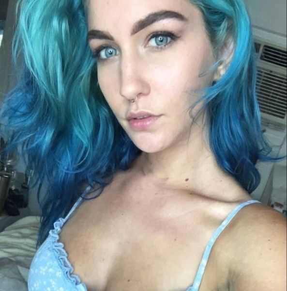 Haley, 23, carlifonia