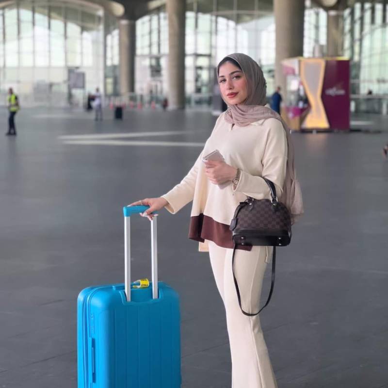 Amira, 32, stanbul