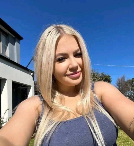 Anna lison, 22, Colombia
