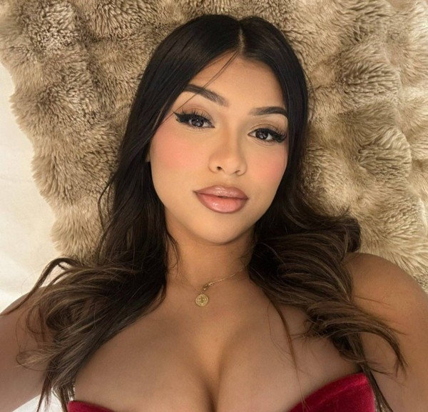 Amanda Smith, 30, nogha