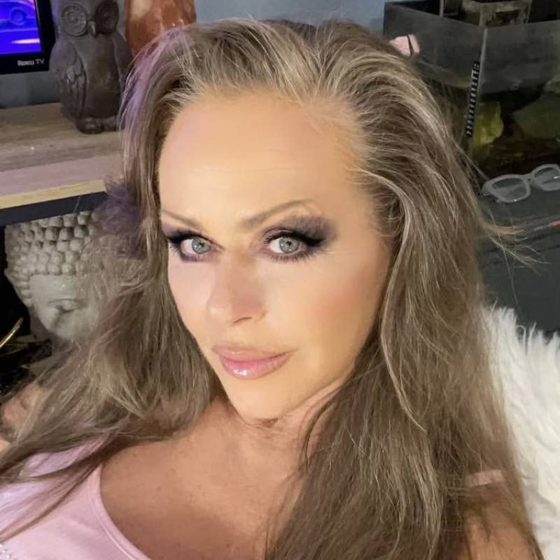Serena, 43, Chittagong Bangladesh