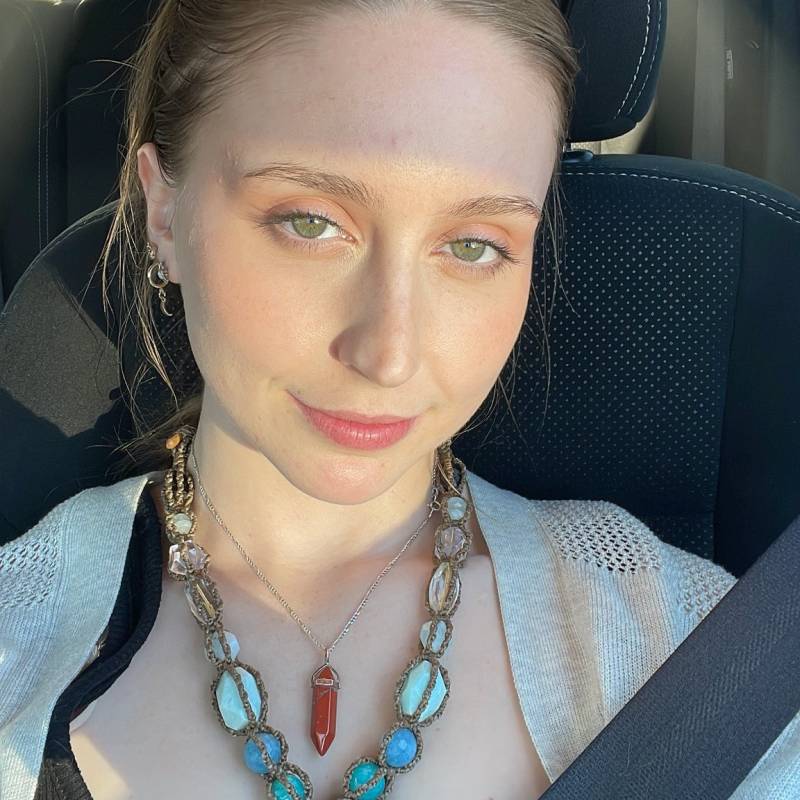 Angie cole, 32, Canada