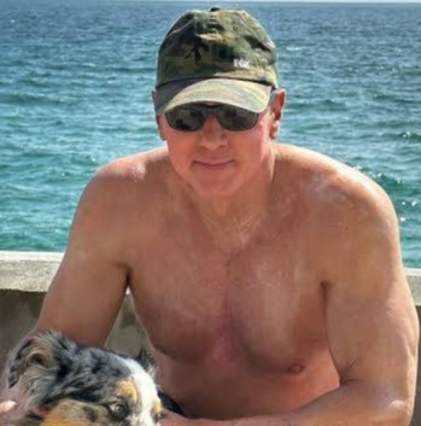 Bryant, 59, Sharja