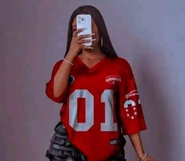 carol, 28, Switzerland