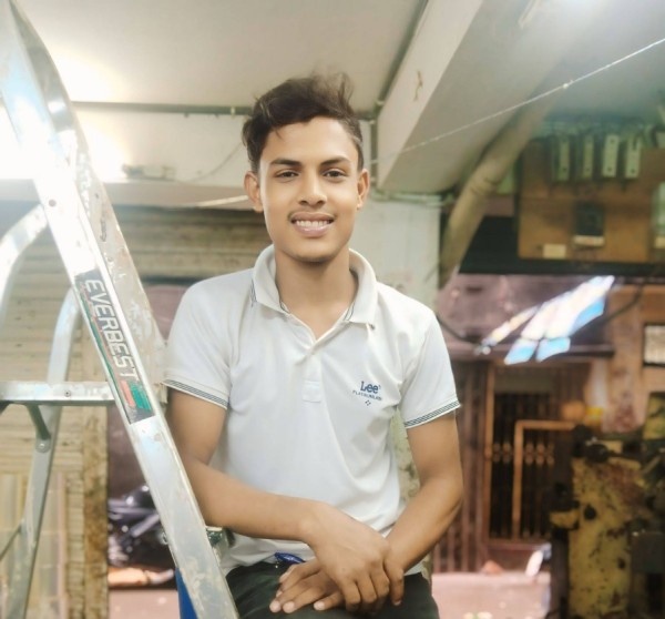 R M Imran, 25
