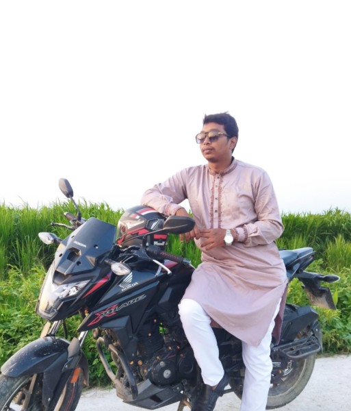 Himu, 27, Toronto The 