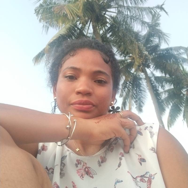 Zina, 34, North Carolina