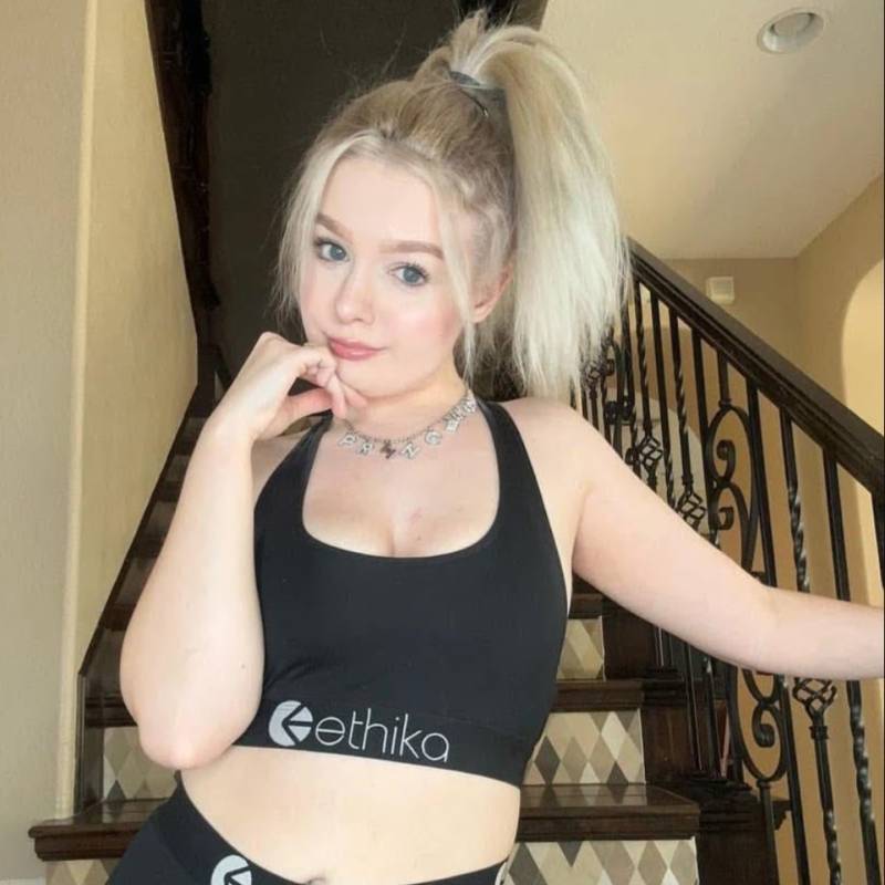 Victoria carmicheal, 27, Sydney