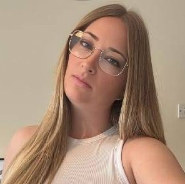 Margret Donald, 35, Connecticut