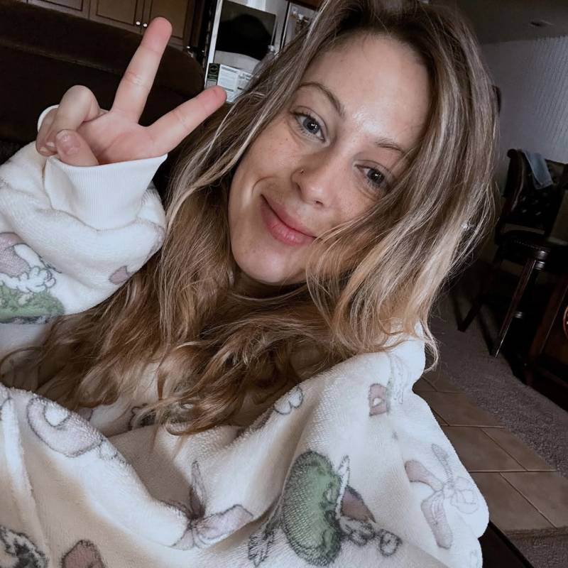 ELLA, 46, Bangaladash