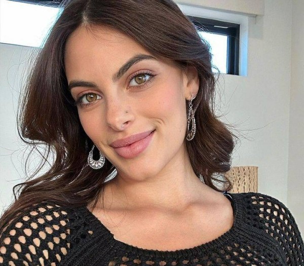 Sophia, 30, anywhere