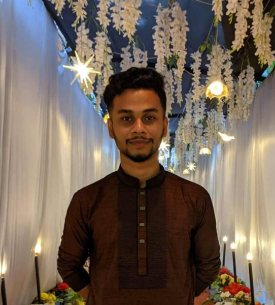 MD yeasin, 22, Banner Illinois