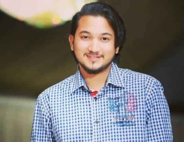 Ali, 28, Arizona