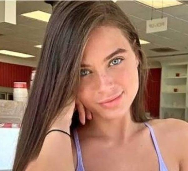 Lana, 26, racine wi