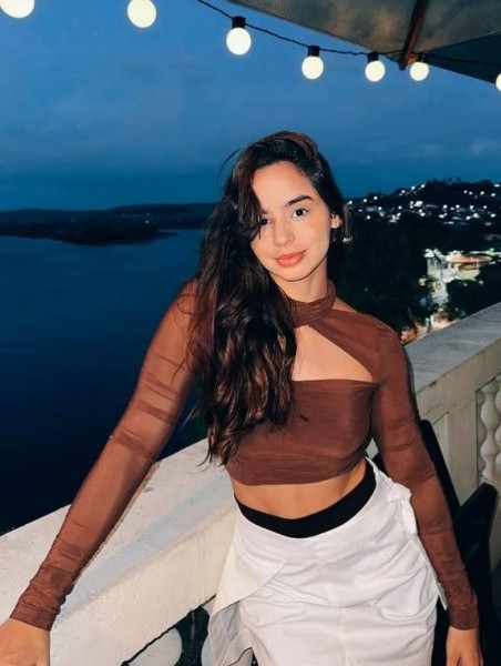 Michelle M. Barber, 27, stanbul