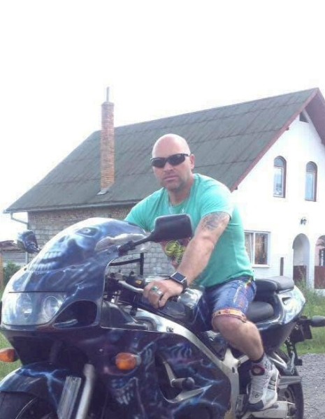 Antonio, 51, Barishal