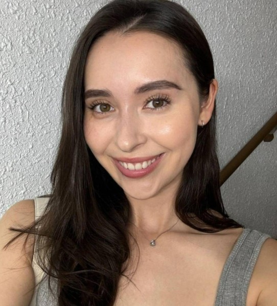 Luna, 36, Egypt