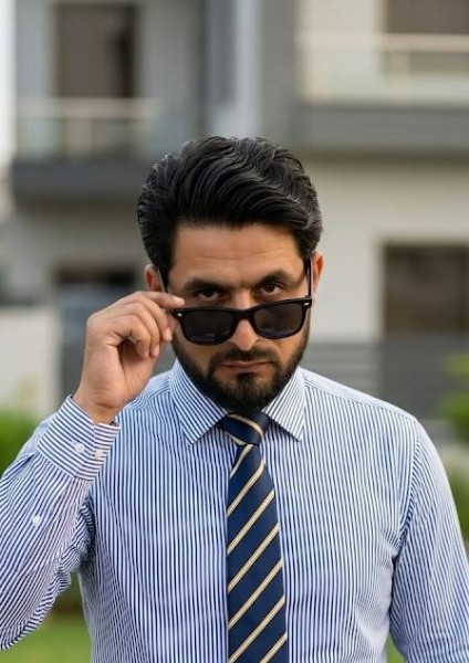 Nasir, 28, Uk