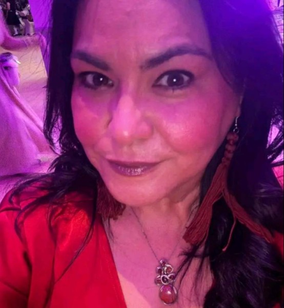 Elina, 53, Arizona