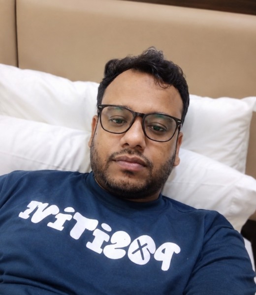 akash, 20, Istanbul