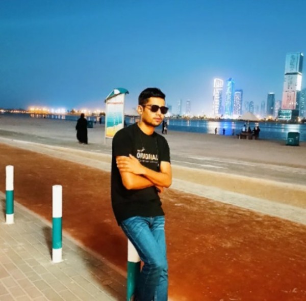 Mahin, 30, united kingdom