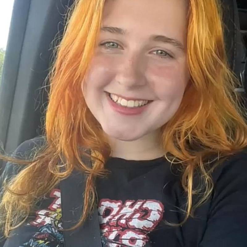 Madison, 22, Gambia
